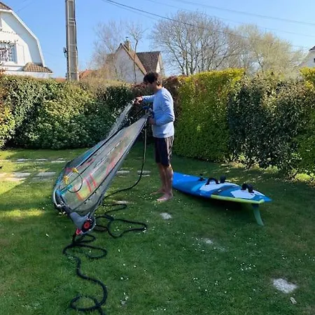 Dom wakacyjny Wissant, Petite Maison Avec Jardin Proche *